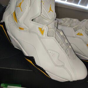 Jordan True Flight